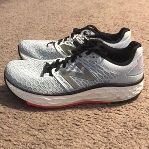 New balance running shoes